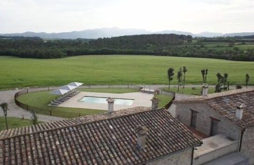 Fontcoberta Cottage | 19th century Charming rural house in Catalonia near Girona with pool, barbecue.