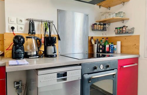 Secteur 4 Apartment | #1A - Le Bouquet