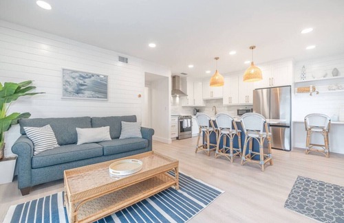 Bella Vista Condo | 1BR/1BA villa at Jupiter Bay