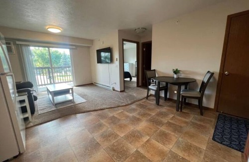 Sioux Falls Apartment | 1BR Apt,Full Kitchen,Wash/Dryer In Unit,DogFriendly