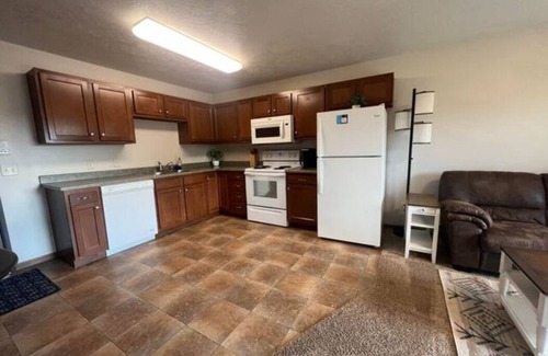 Sioux Falls Apartment | 1BR Apt,Full Kitchen,Wash/Dryer In Unit,DogFriendly