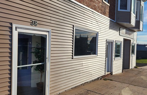 South Range Apartment | 1BR Close to MTU, Keweenaw, Houghton w/Full Amenities on the SXS SnowmobileTrail