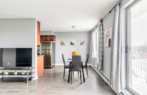 Rosedale Apartment | 1BR Glenview West Apt with Patio - Near Downtown!