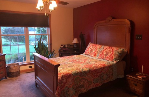 Milford Bed & Breakfast | 1st floor 2-guest rooms with shared full bath