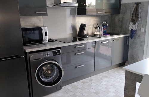 Boutonnet House | 1ST FLOOR APARTMENT AIR-CONDITIONED VILLA