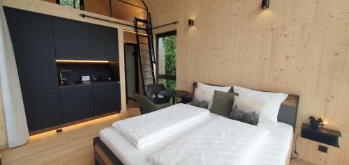 Grifflenberg House | 1Step2AllStars Baumhaus
