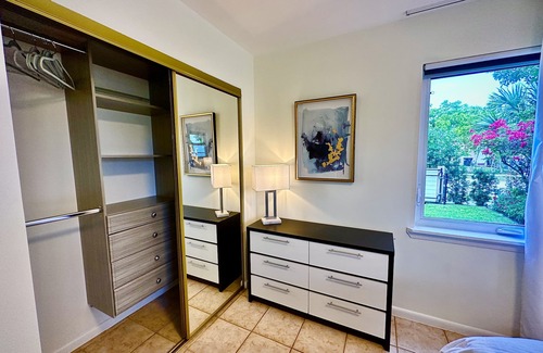 West Palm Beach House | 2/2 Home w/yard,near Downtown, Beach,Airport, I-95, Train