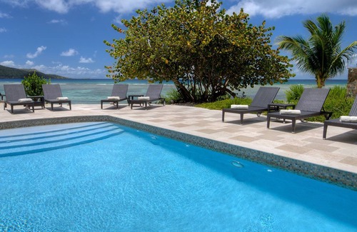 Scrub Island Apartment | 2 Balcony Rooms with Quick Access to Snorkeling Trails & Sandy Beaches