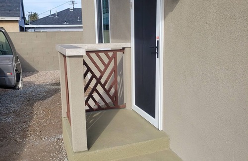 East Whittier House | 2-bed 1 bath guest unit @stayinwhittier