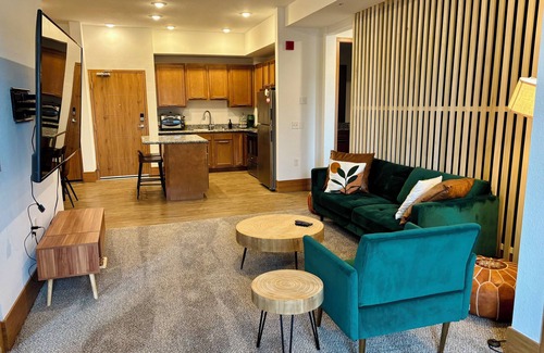Grandville Apartment | 2 bed 2 bath apartment in Castle