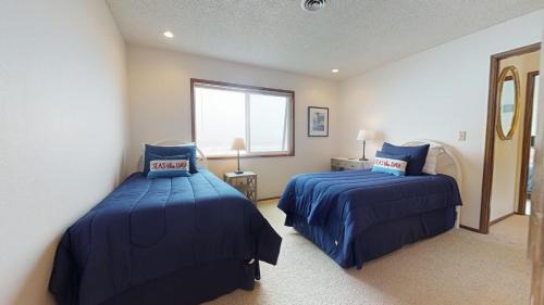Edgewater Shores House | 2 Bed 2 Bath Vacation home in Waldport