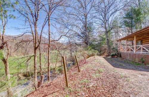 Qualla House | 2 Bed 2 Bath Vacation home in Whittier II