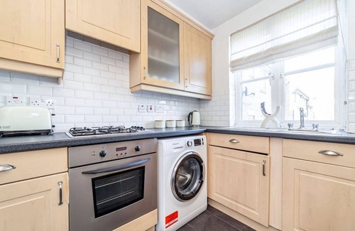 Tulse Hill Apartment | 2 Bed Apartment in Brixton