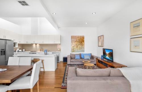 Yarraville Apartment | 2-Bed Apartment with Parking & Balcony Near Trains