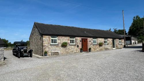 Winkhill House | 2 Bed Barn Alton Towers Chatsworth Polars Peaks