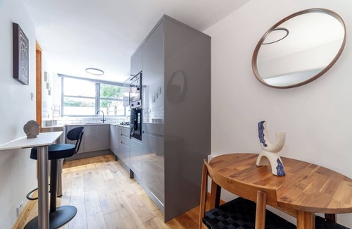 Mildmay Apartment | 2 Bed Garden Flat in Islington