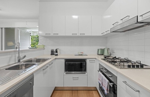 Teneriffe Apartment | 2-Bed Getaway with Shared Pool & BBQ Access