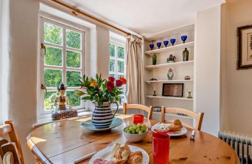 New Forest District House | 2 Bed in Beaulieu 92220