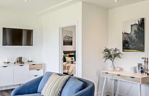 Colchester House | 2 Bed in East Bergholt 82399