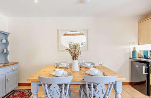 Munslow House | 2 Bed in Ludlow 96046