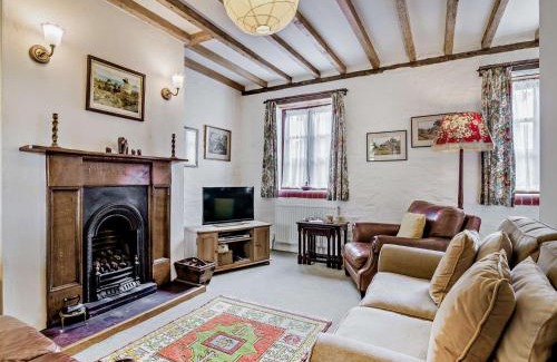 Pencelli House | 2 bed in Pencelli BN281