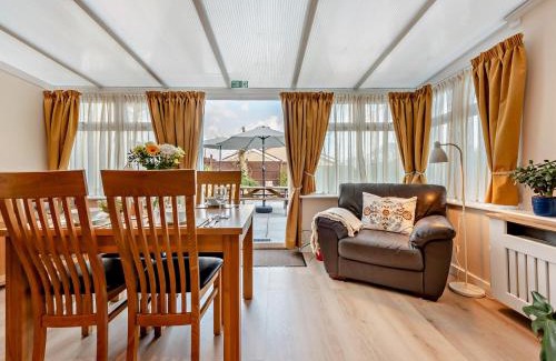 Saundersfoot House | 2 Bed in Saundersfoot 94207
