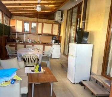 Ravda Apartment | 2 Bedroom/2 стаен апартамент на метри от плажа