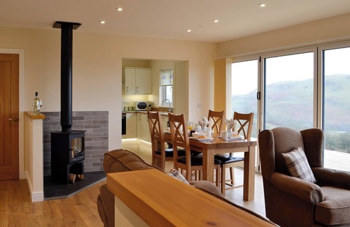 Disserth and Trecoed Cottage | 2 bedroom accommodation in Howey, near Llandrindod Wells