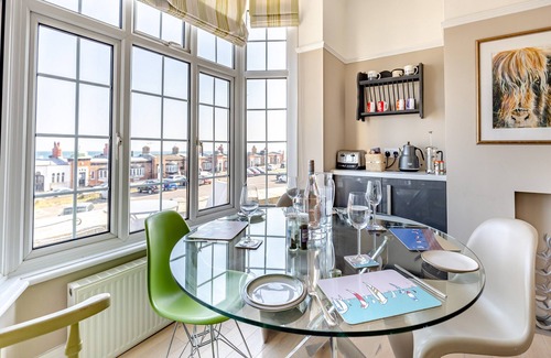 Bexhill-on-Sea Cottage | 2 bedroom accommodation in Bexhill-on-Sea