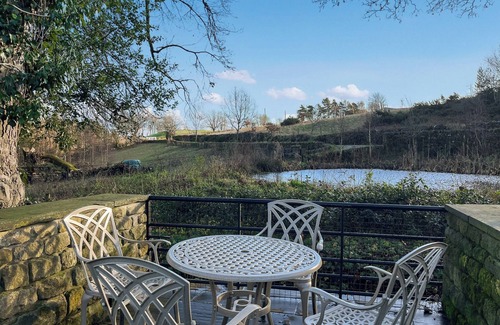Chesterfield Cottage | 2 bedroom accommodation in Chesterfield