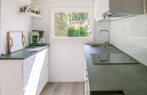 Fraena House | 2 bedroom accommodation in Malmefjorden