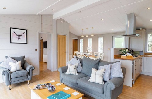 Milverton Ski Chalet | 2 bedroom accommodation in Cannington