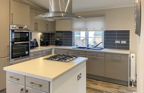 Kilwinning Cottage | 2 bedroom accommodation in Kilwinning