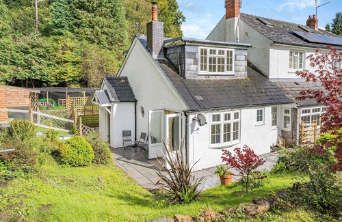 Draethen Cottage | 2 bedroom accommodation in Rudry, Near Cardiff