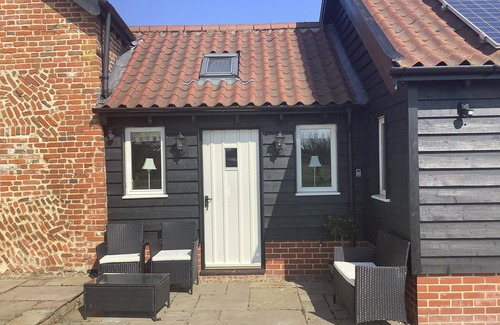 Diss Cottage | 2 bedroom accommodation in Thrandeston, Diss