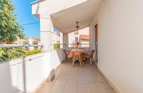 Turanj Apartment | 2 bedroom amazing apartment in Turanj