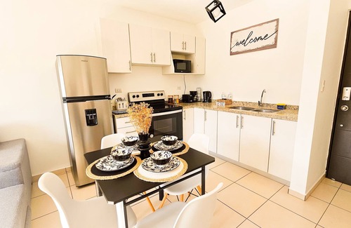 San Salvador Apartment | 2-bedroom apartment in amazing San Salvador with WiFi, AC