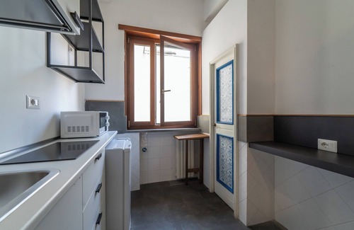Chiaia Apartment | 2 bedroom apartment in naples