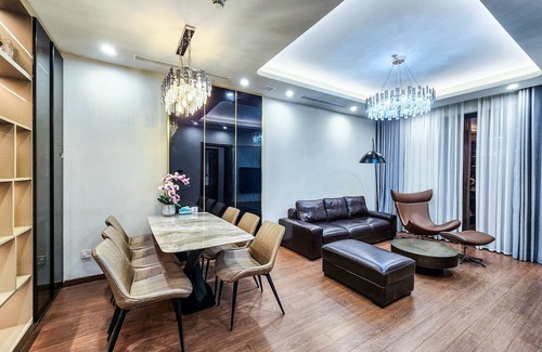 Tu Liem Apartment | 2-bedroom apartment in The matrix one