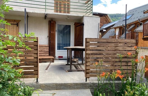 Allos Apartment | 2 Bedroom Apartment + Terrace Allos Centre
