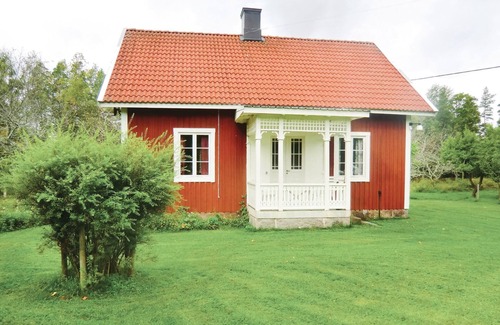 Barnebo House | 2 bedroom awesome home in Blomstermåla