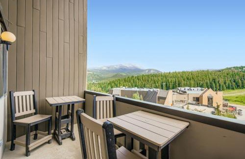 Peak 9 House | 2 Bedroom Beaver Run Condo, Ski-in Ski-out, Dog Friendly, On Peak 9