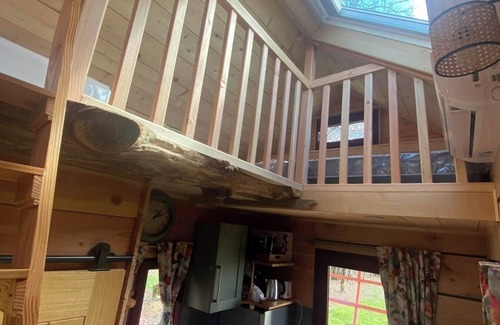 Coulaures Ski Chalet | 2 bedroom chalet in coulaures