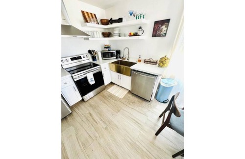South Padre Island Condo | 2-bedroom condo in charming South Padre Island with WiFi, AC