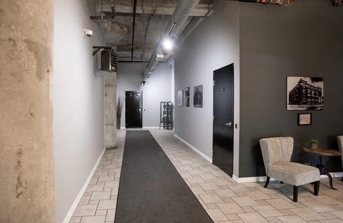 Near South Side Condo | 2-bedroom condo in perfect Chicago with WiFi, AC. Start your getaway