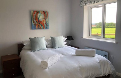 Shoscombe House | 2 Bedroom cottage with Beautiful views over the Mendips