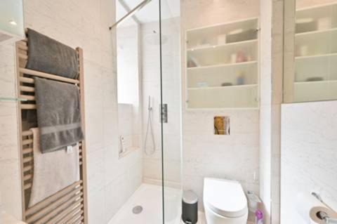 St. Johns Wood Apartment | 2-bedroom flat with garden near Regent's Park