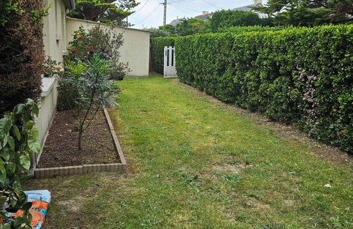 Cotentin Peninsula House | 2 Bedroom Private vacation home in Sainte-Marie-du-Mont