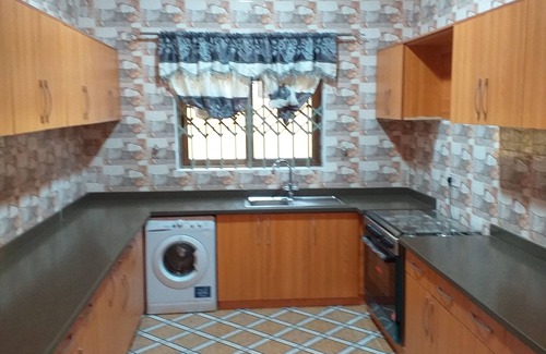 North Legon House | 2 Bedroom ensuite executive apartment, 3 baths, 3 toilets
