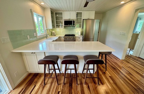 Kamuela House | 2 bedroom home minutes to world class beaches, surf, scuba, snorkeling & golf!